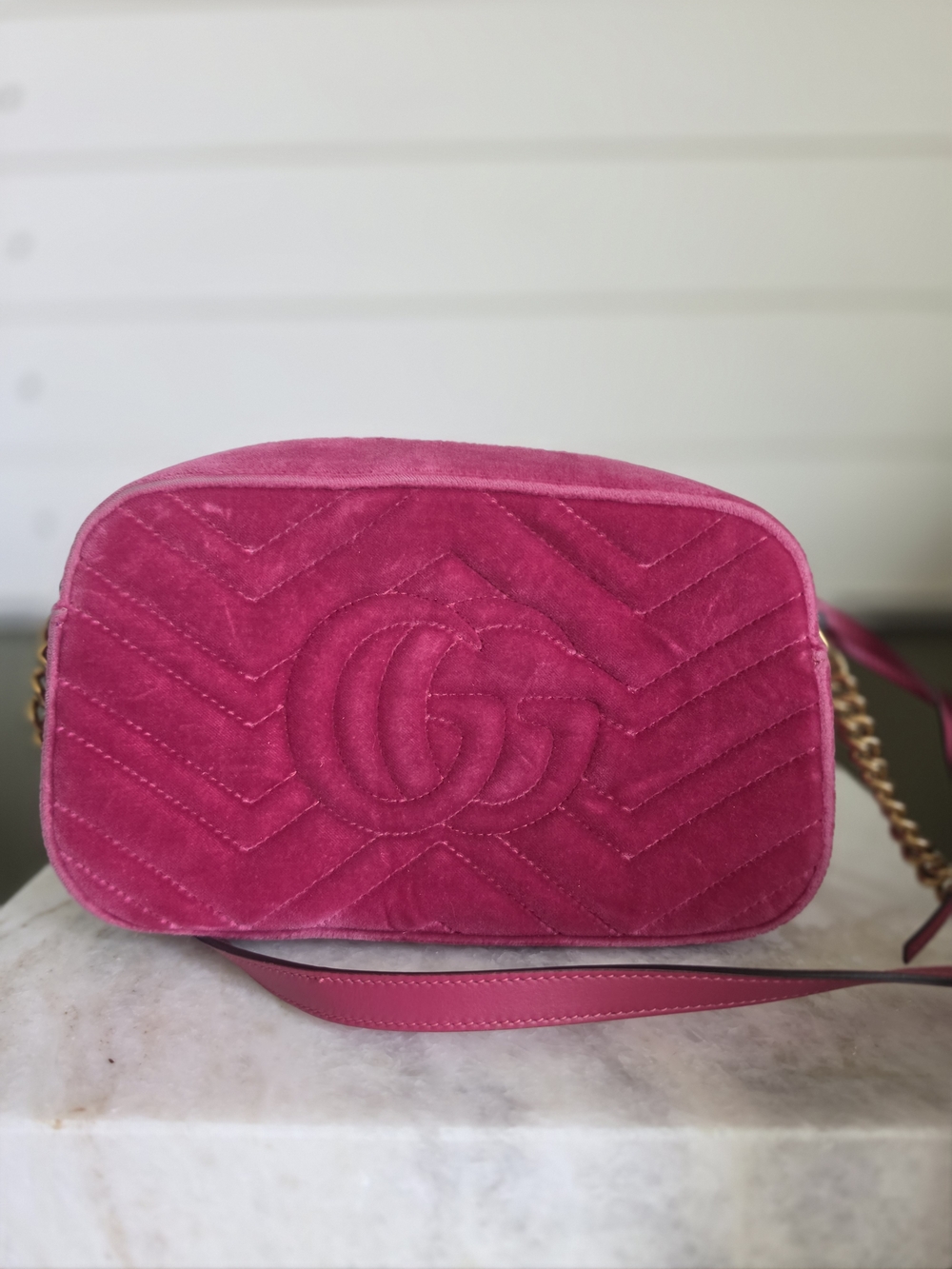 Gucci Pink Velvet GG Marmont Shoulder Bag Small - Picture 2 of 7